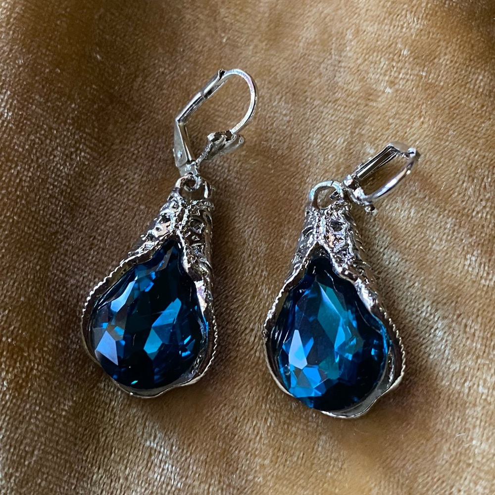 Sapphire teardrop earrings